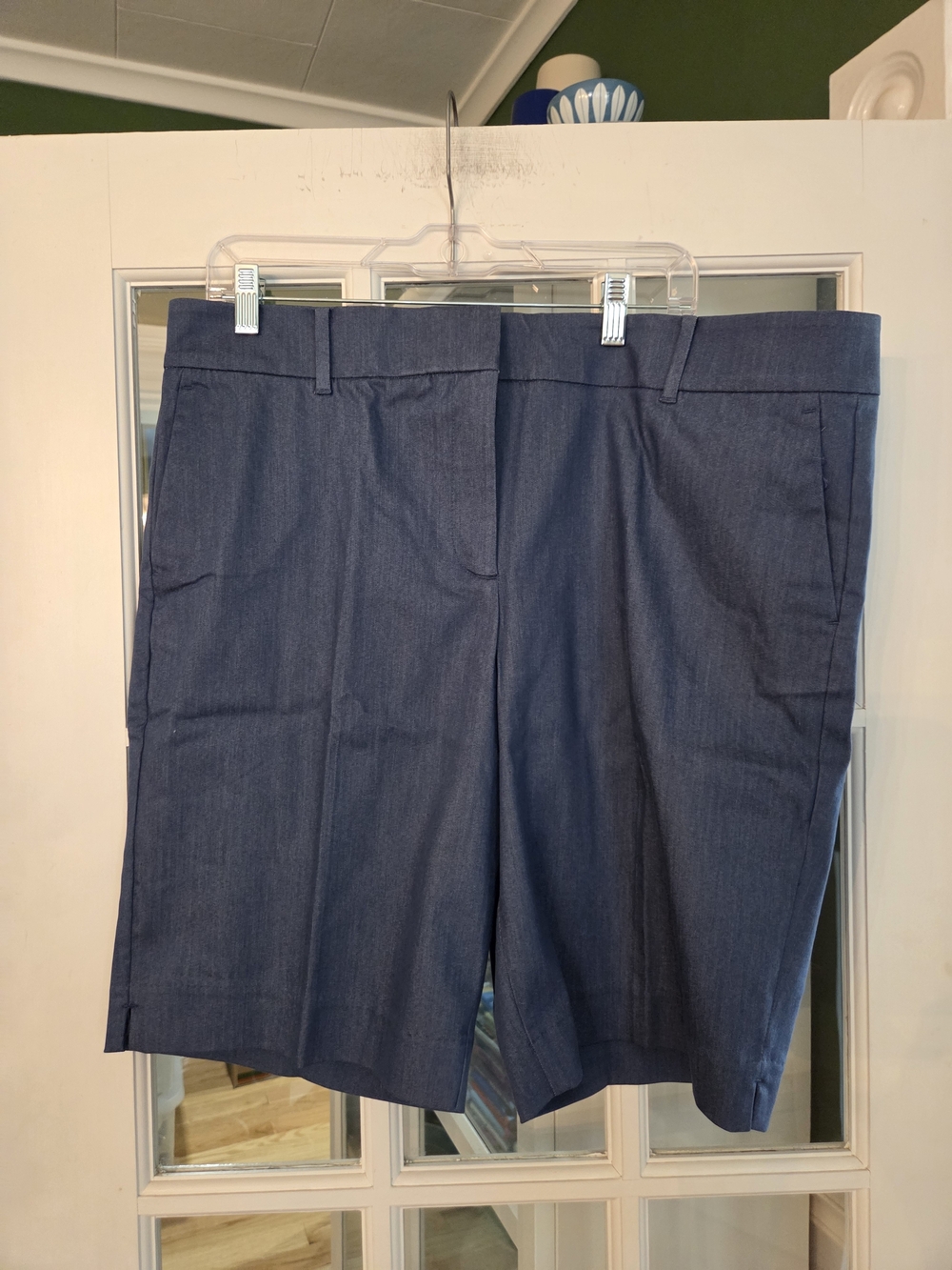 Ann Taylor Chambry Blue Bermuda Shorts - Size 16